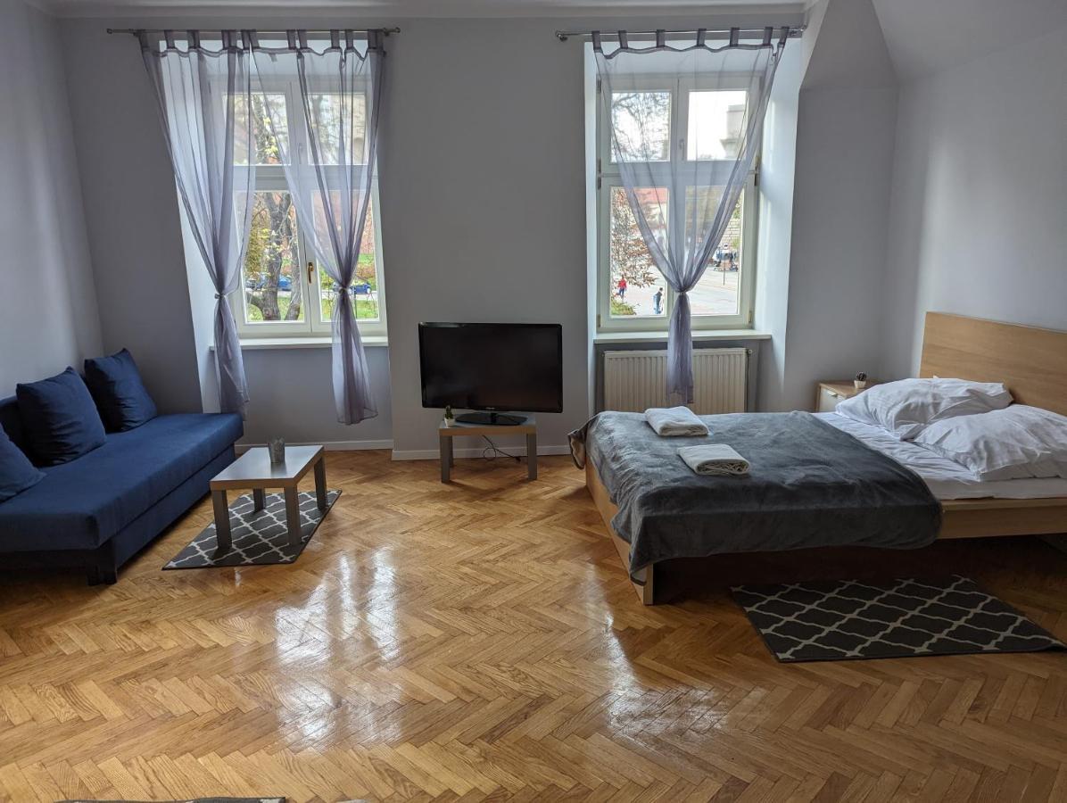 Wawel Suites Красков Екстериор снимка